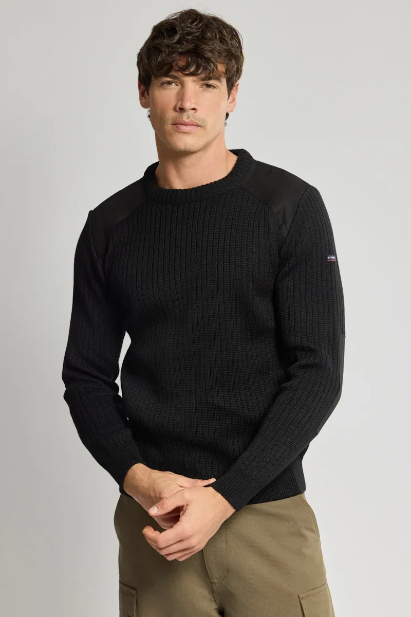 Functional Military-style sweater Effective