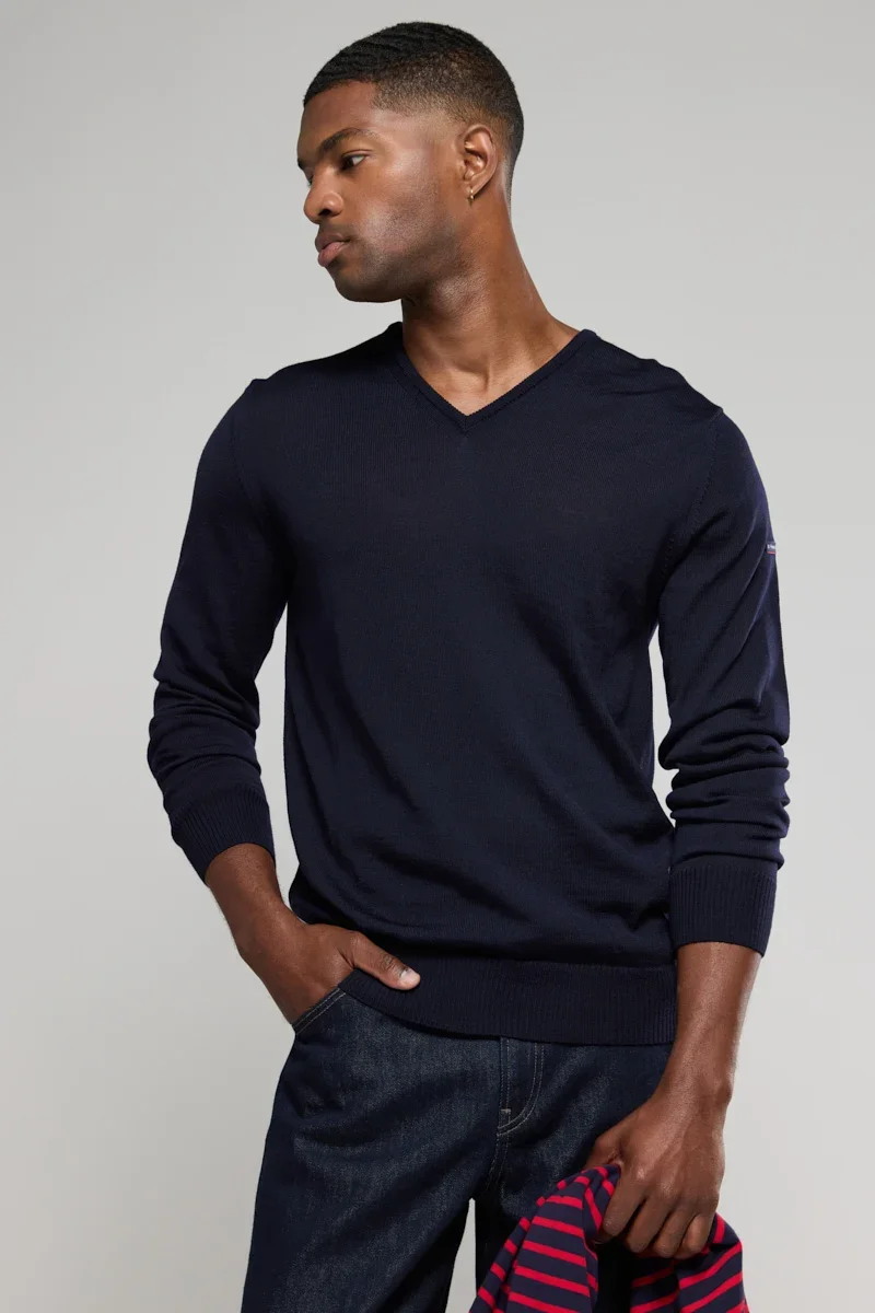 Efficient V-neck sweater Noyal – merino wool Practical