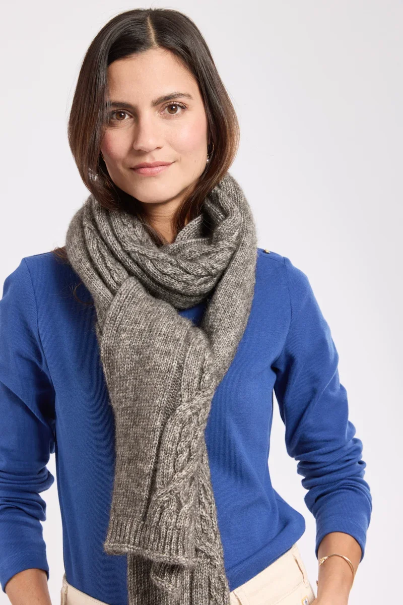 Organic Cable knit scarf – cotton and wool Traditional