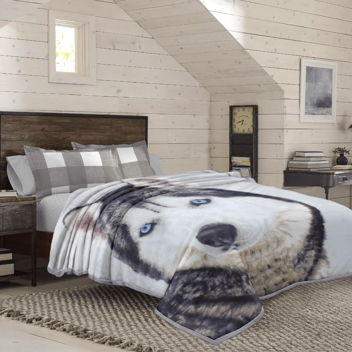 Relaxed Mink Blankets Black Wolf Advanced