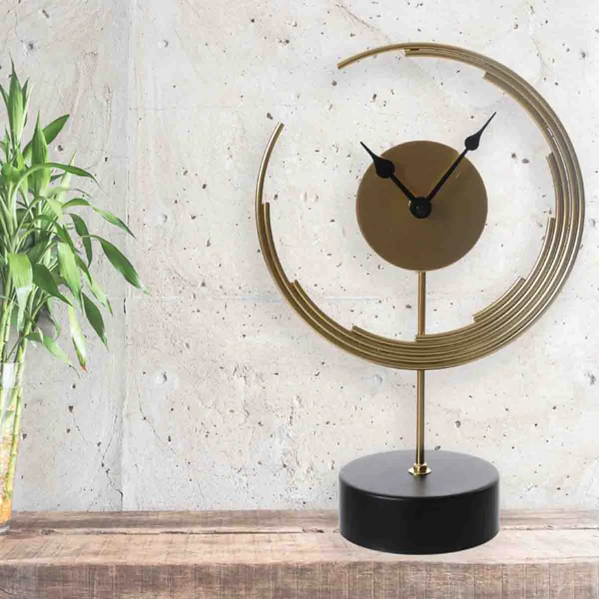 Quality Desktop Ornament Clock Versatile