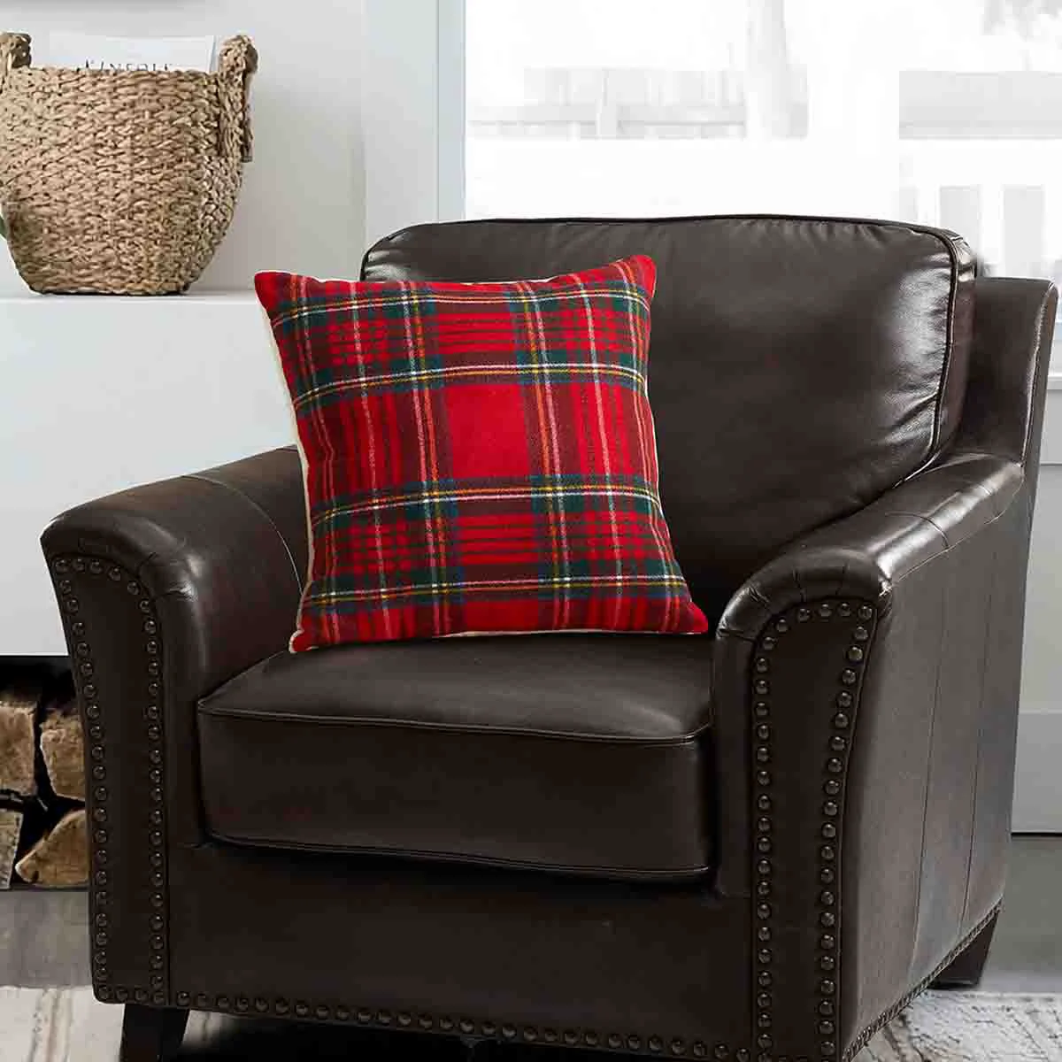 Comfortable Lauren Taylor – CAELAN Woven Plaid Cushion Stylish
