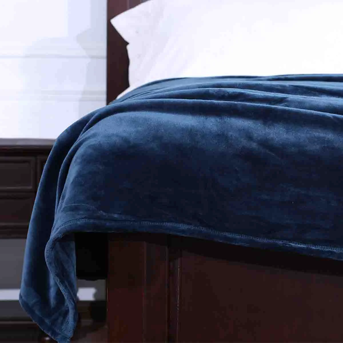 Secure Erica Coral Fleece Blanket First-Class