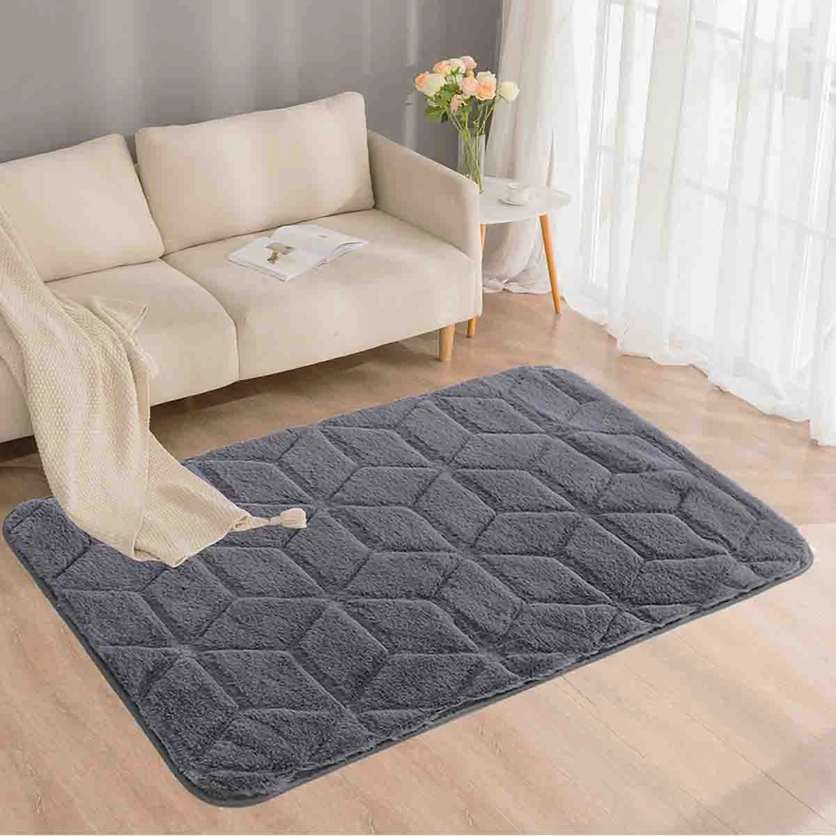 Traditional Lauren Taylor – Rabbit Fur Mat First-Class