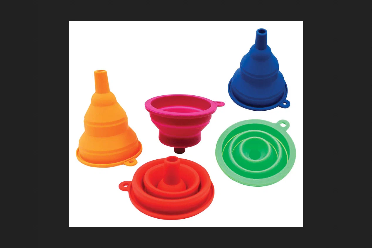 Refined SILICONE EXTENDABLE FUNNEL Practical