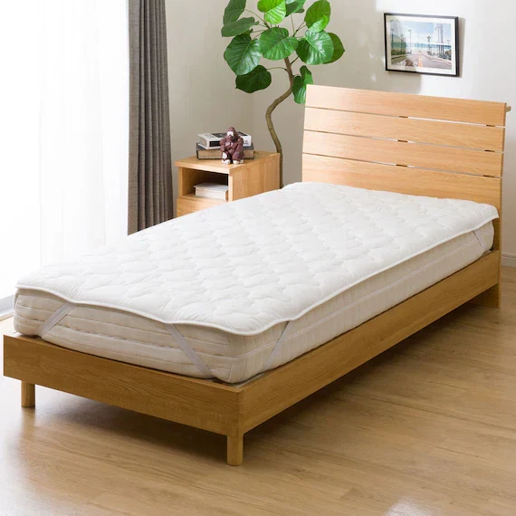 Trendy TEMPERATURE CONTROL MATTRESS PROTECTOR B2306 D Effective