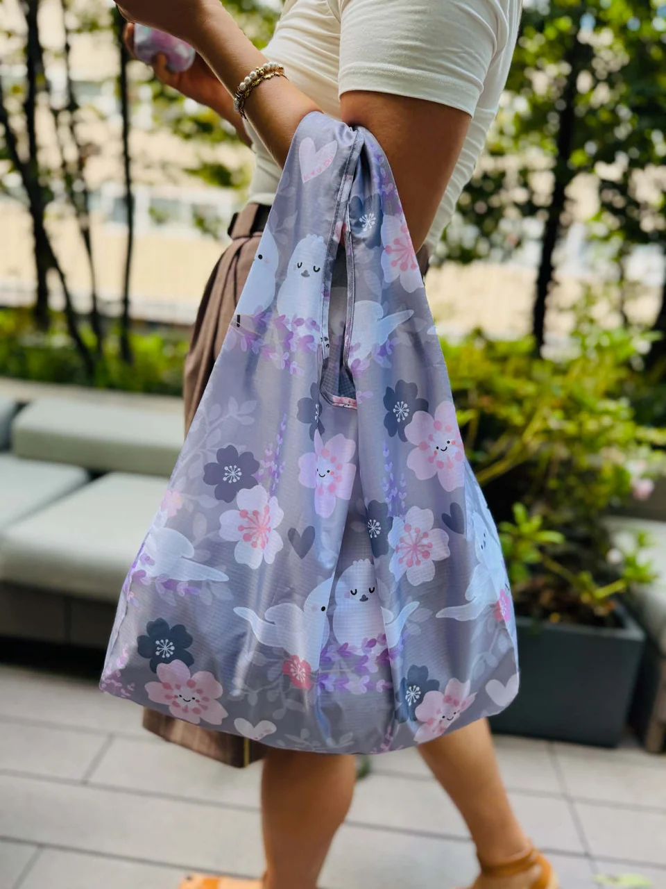 High-Grade EDEN MEDIUM TOTE SAKURA SNOW FAIRIES World-Class