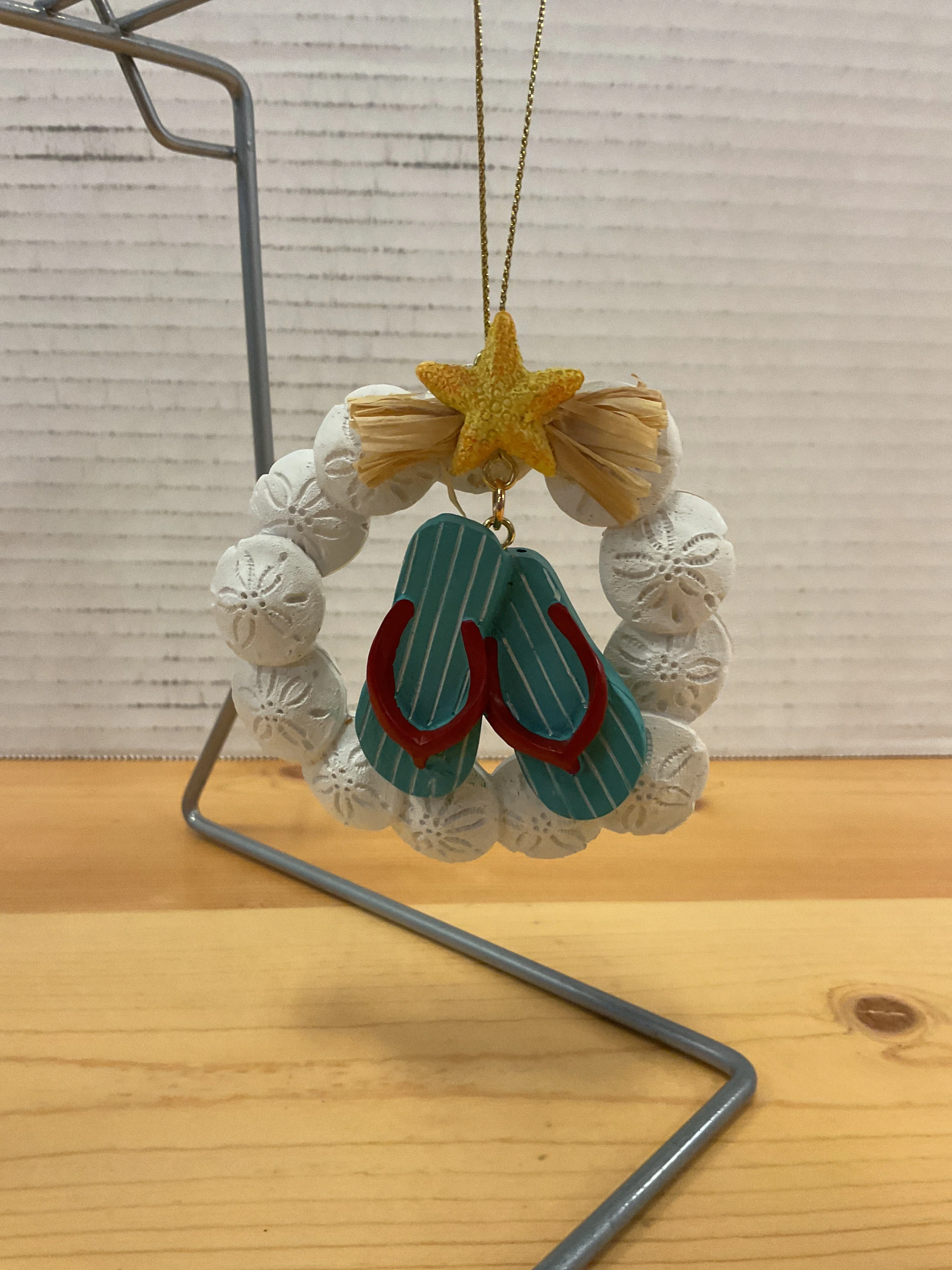 High-Performance SLIPPER SHELL WREATH ORNAMENT Classic