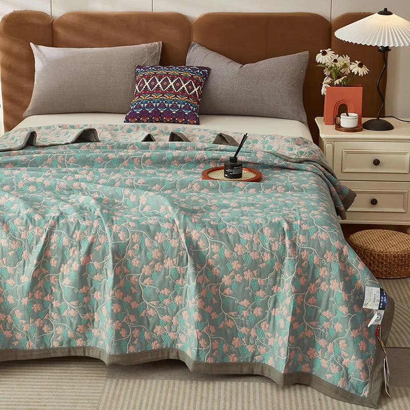 Recyclable Ownkoti Vine Leaf Three-layer Cotton Reversible Quilt Advanced