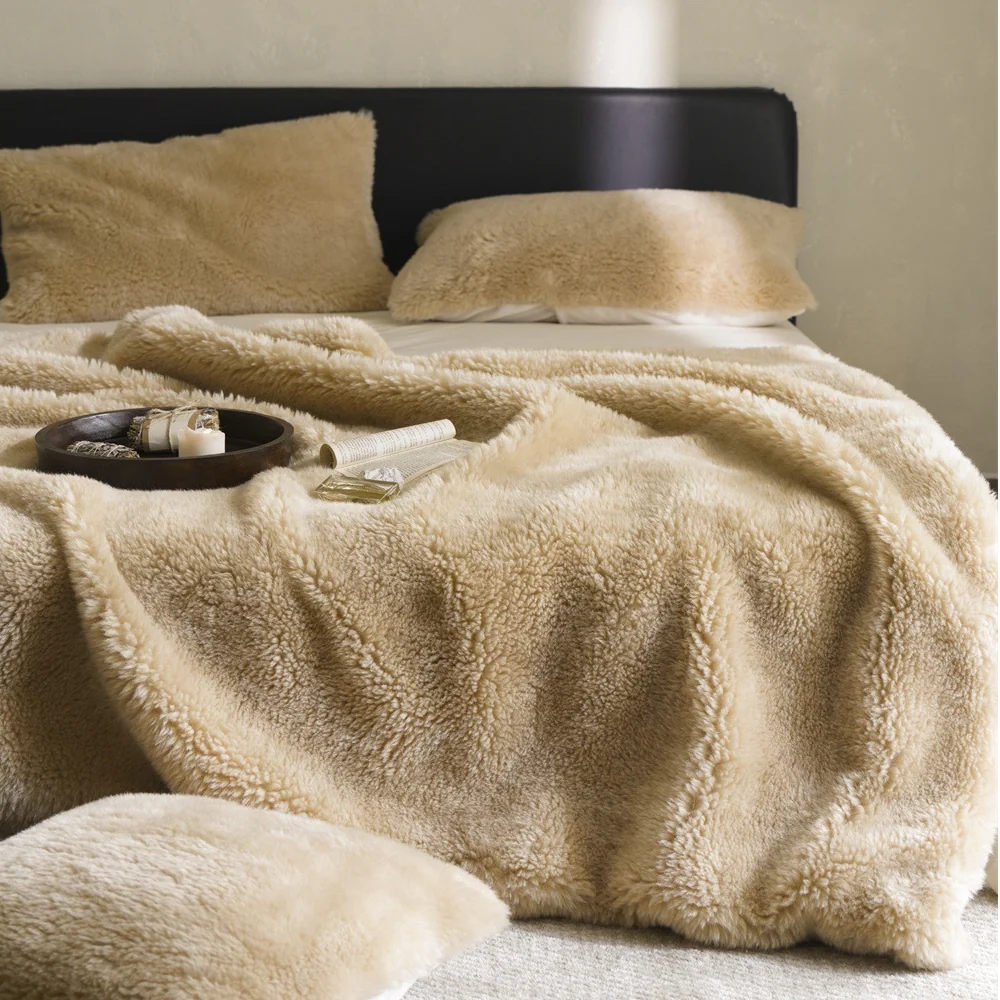 Durable Ownkoti Solid Color Double-sided Fleece Blanket Environmentally Friendly