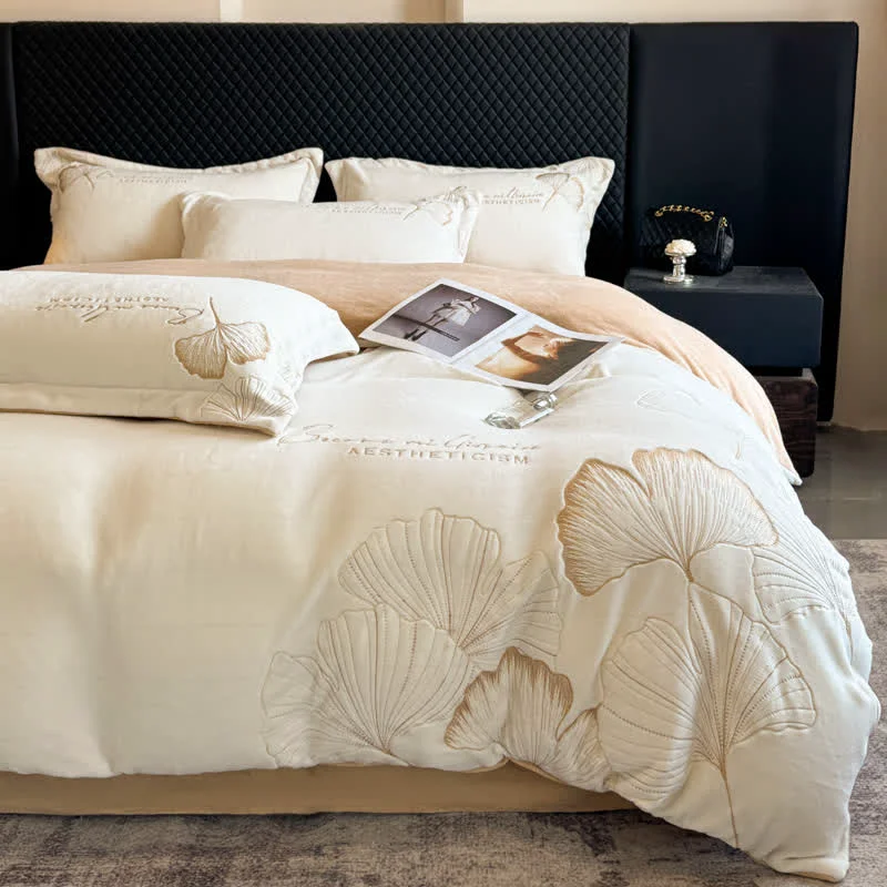Comfortable Ownkoti Elegant Ginkgo Leaf Plush Bedding Set 4PCS Durable