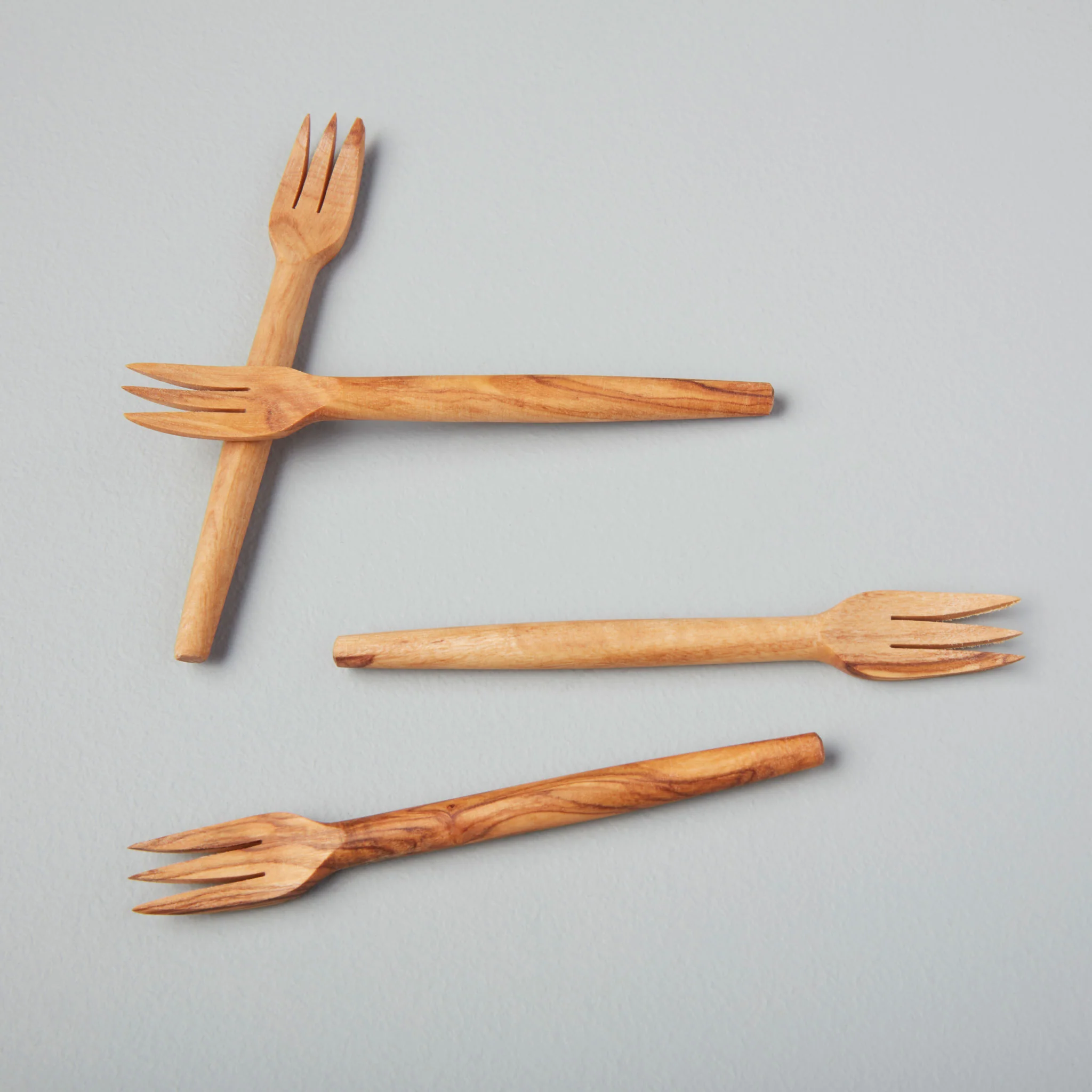 Practical Olive Wood Cocktail Forks Set of 4 Secure