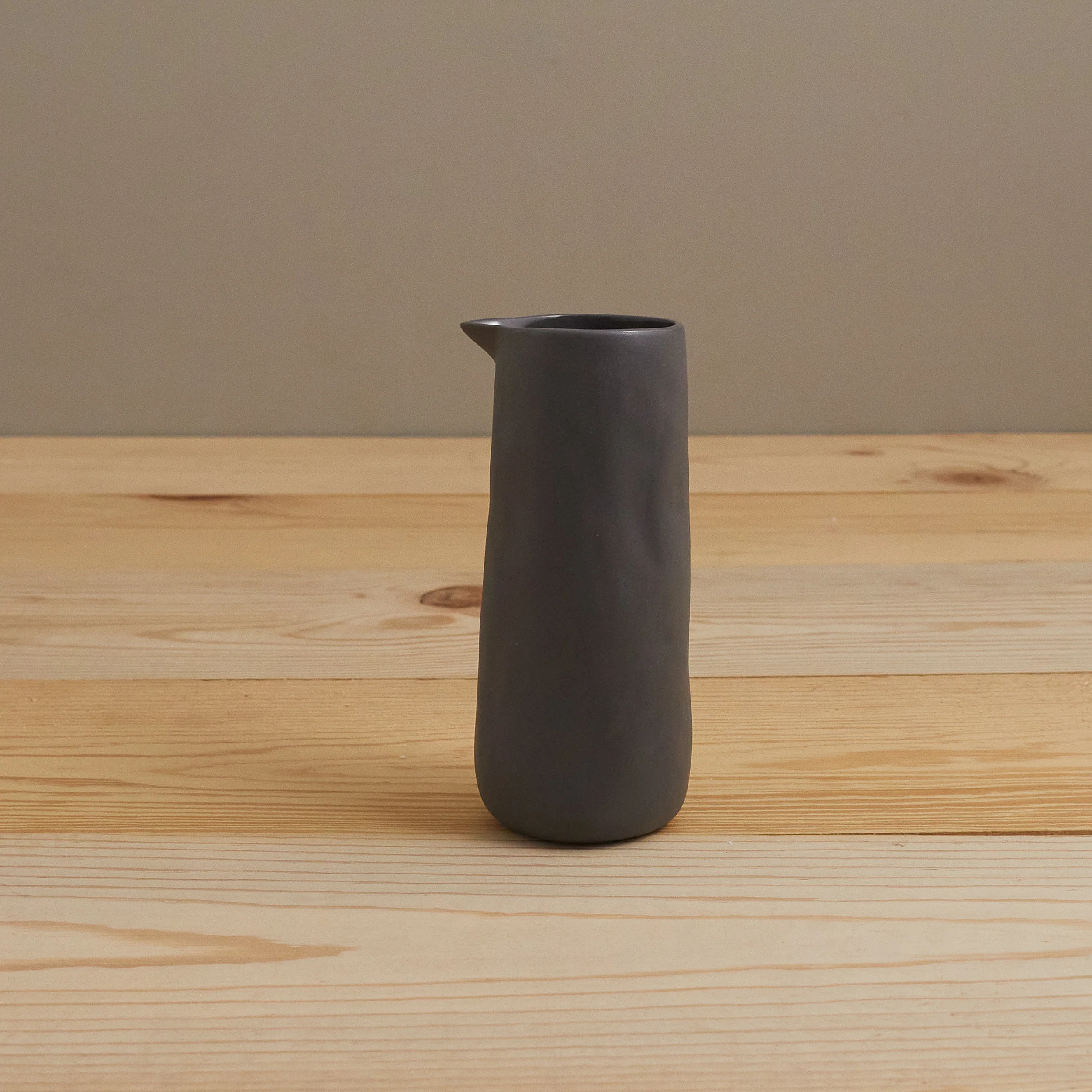 Easy-to-Use Tam Stoneware Pouring Carafe Slate World-Class