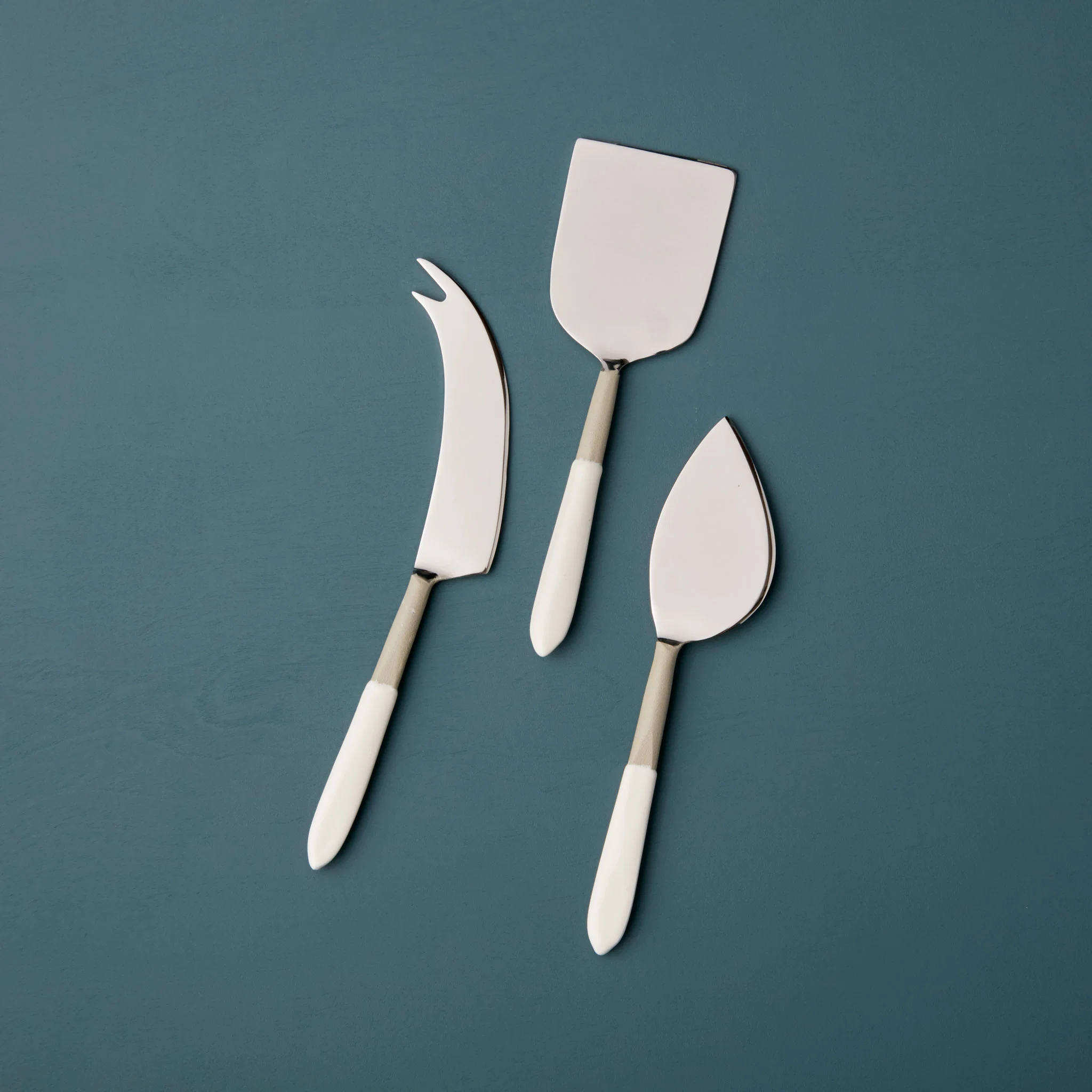 Natural Easton Cheese Set Dove Exceptional