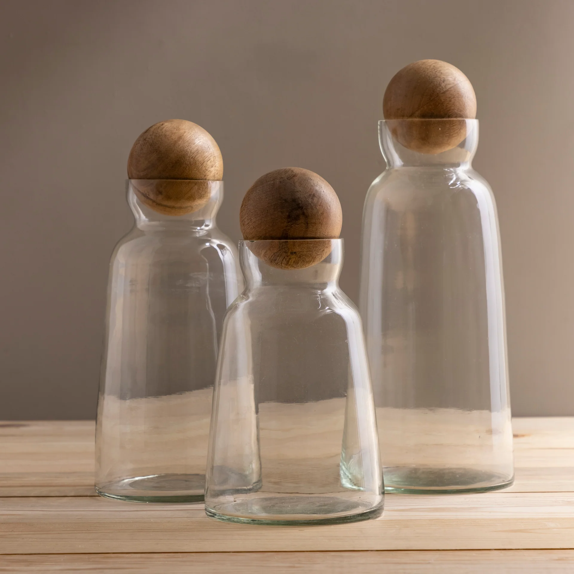 Elegant Brisbane Decanters Set of 3 Comfortable