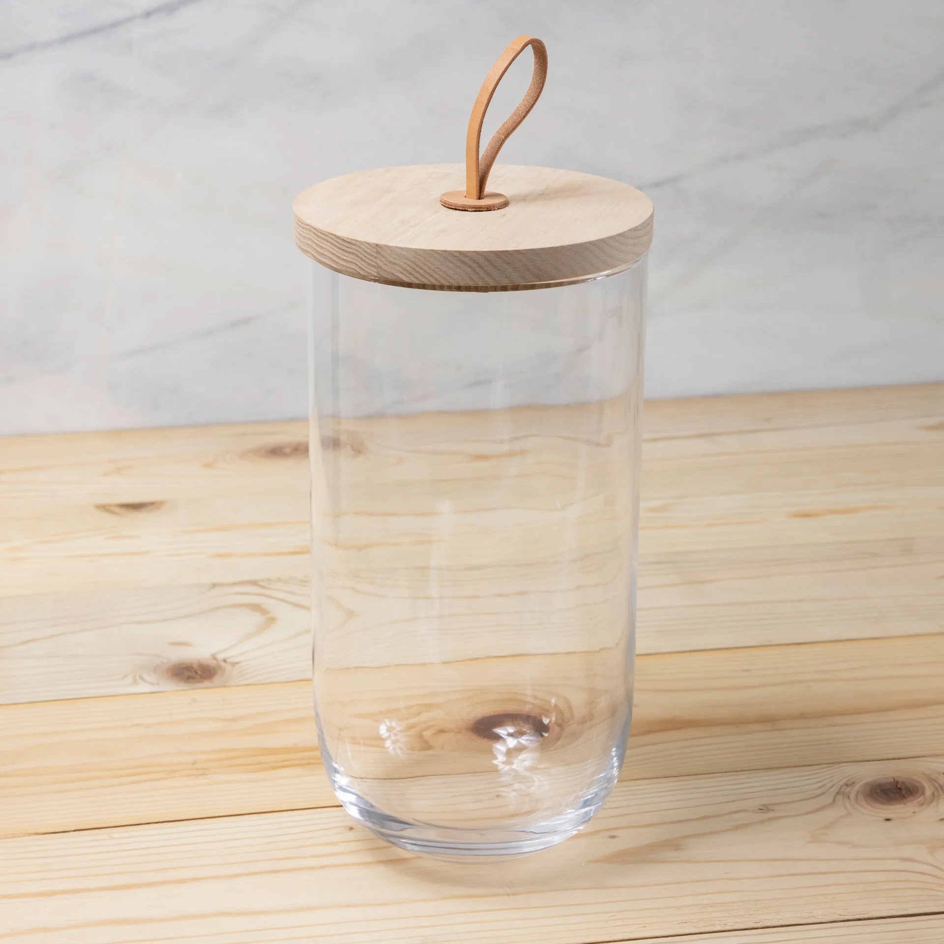 Secure Ivalo Container with Ash Lid Large Stylish