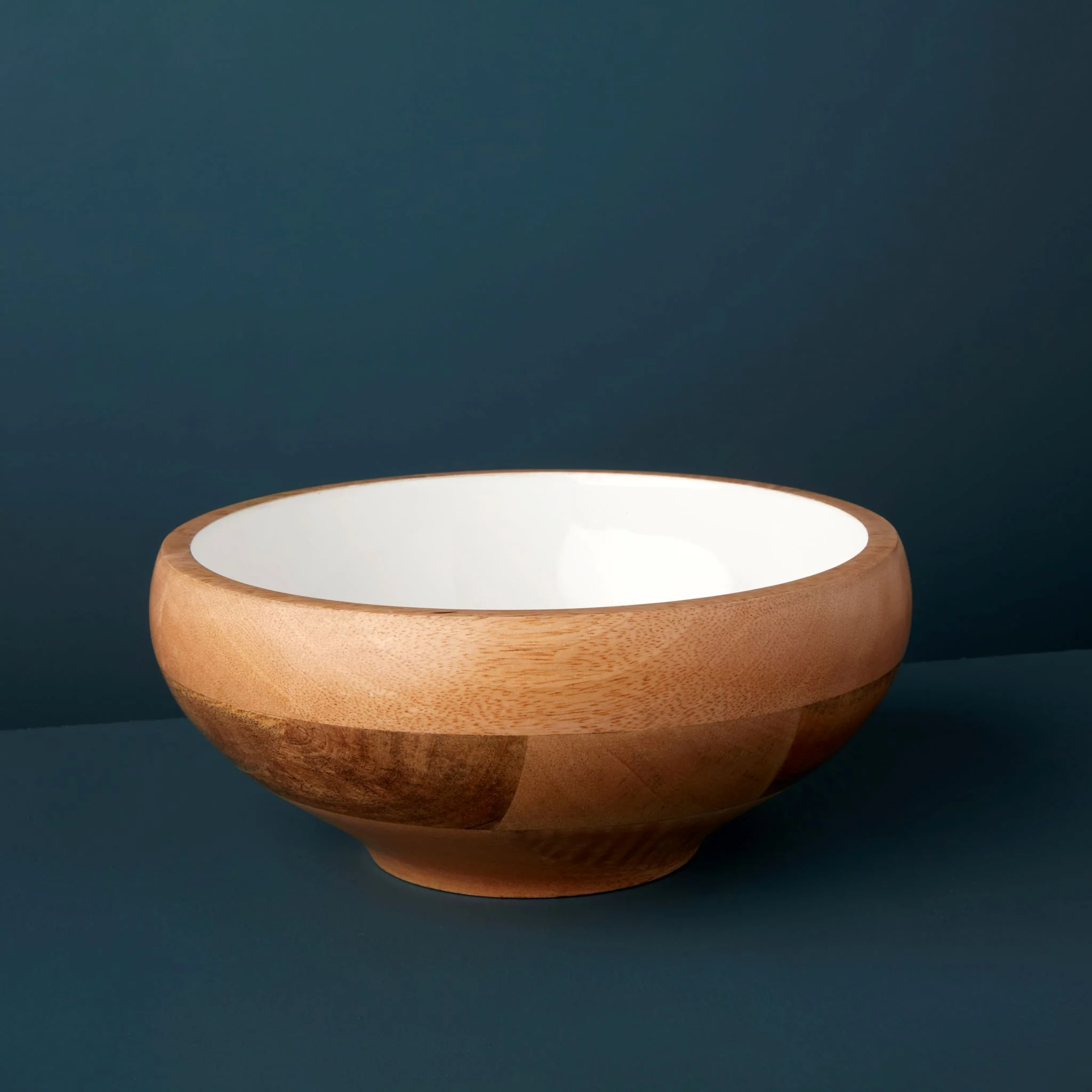 Outstanding Madras Curva Footed Bowl Medium Sophisticated
