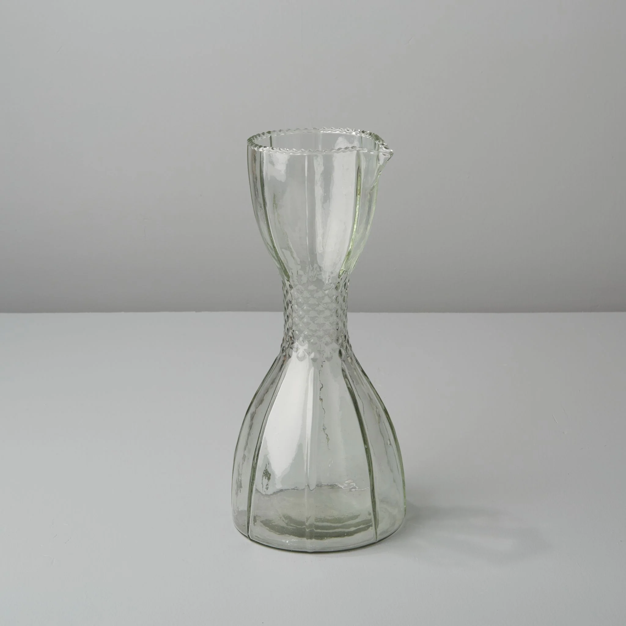 Official Ruffle Glass Bell Carafe Easy-to-Use