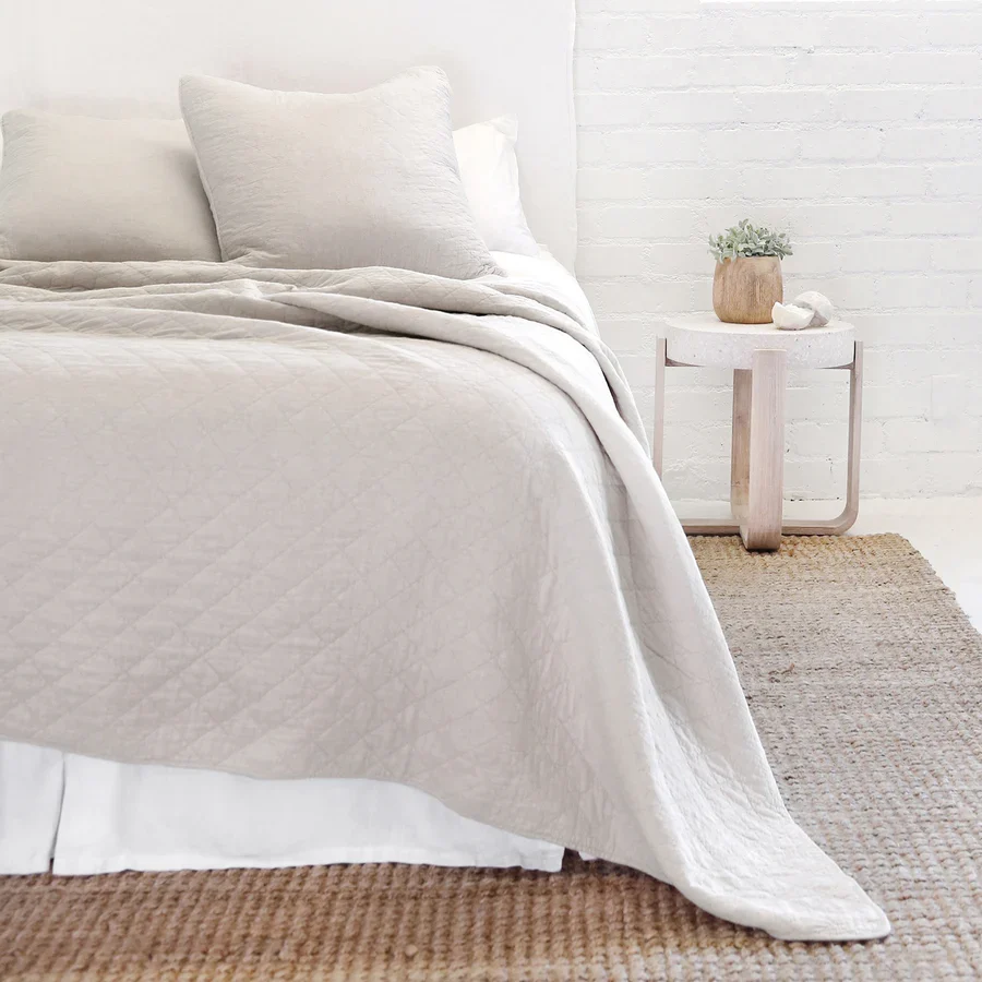 Easy-to-Use Huntington King Coverlet Taupe Breathable