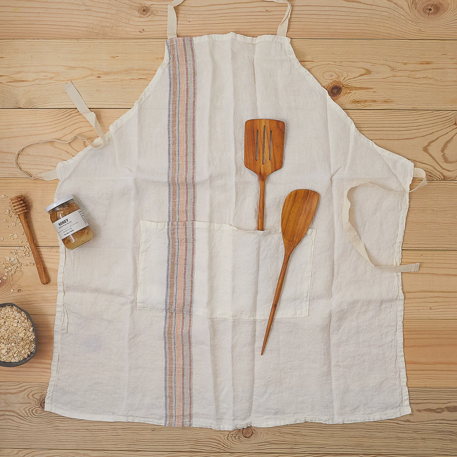 Lightweight Carmela Kitchen Apron Ivory with Caramel Efficient