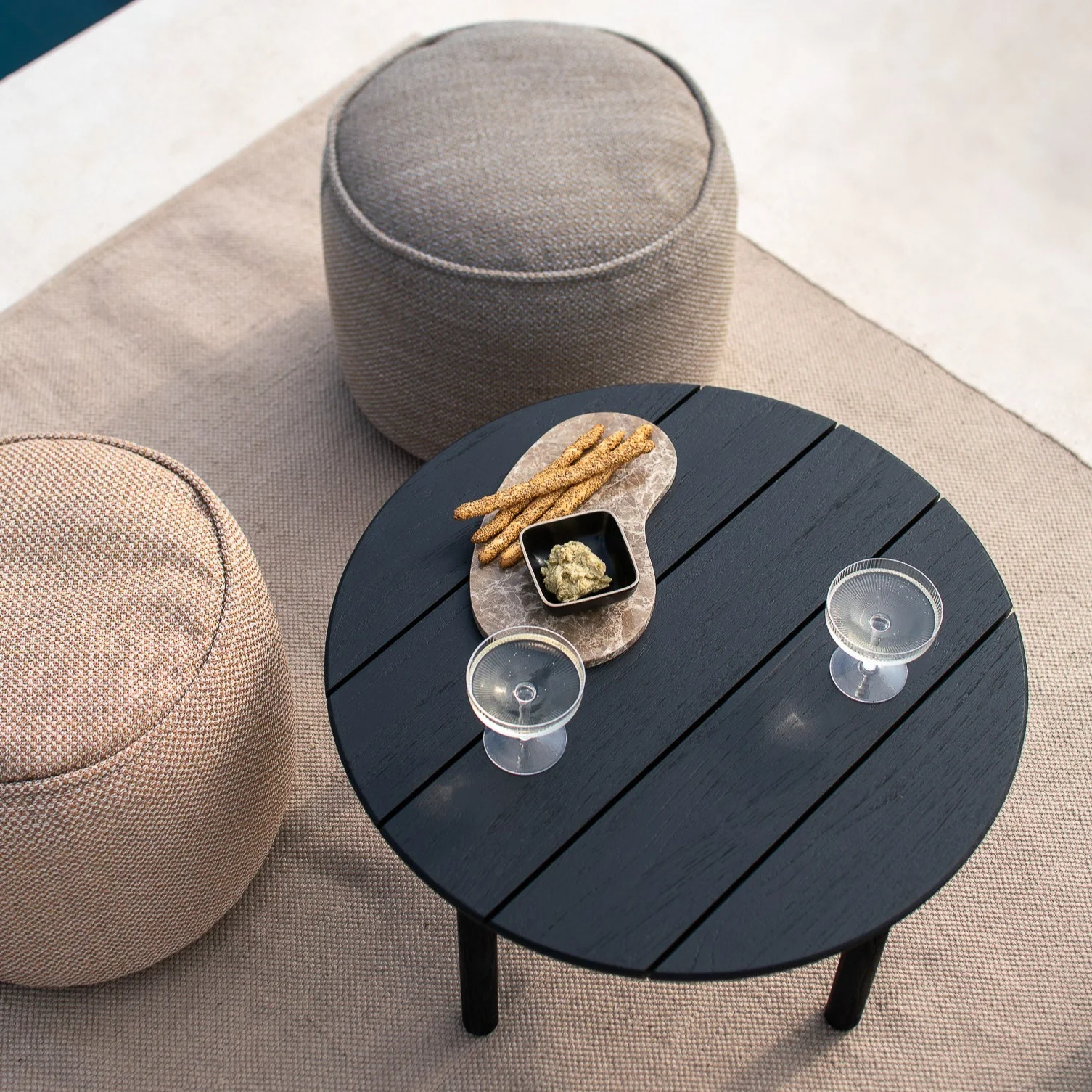 Recyclable Nomad Indoor Outdoor Rug Minimalist