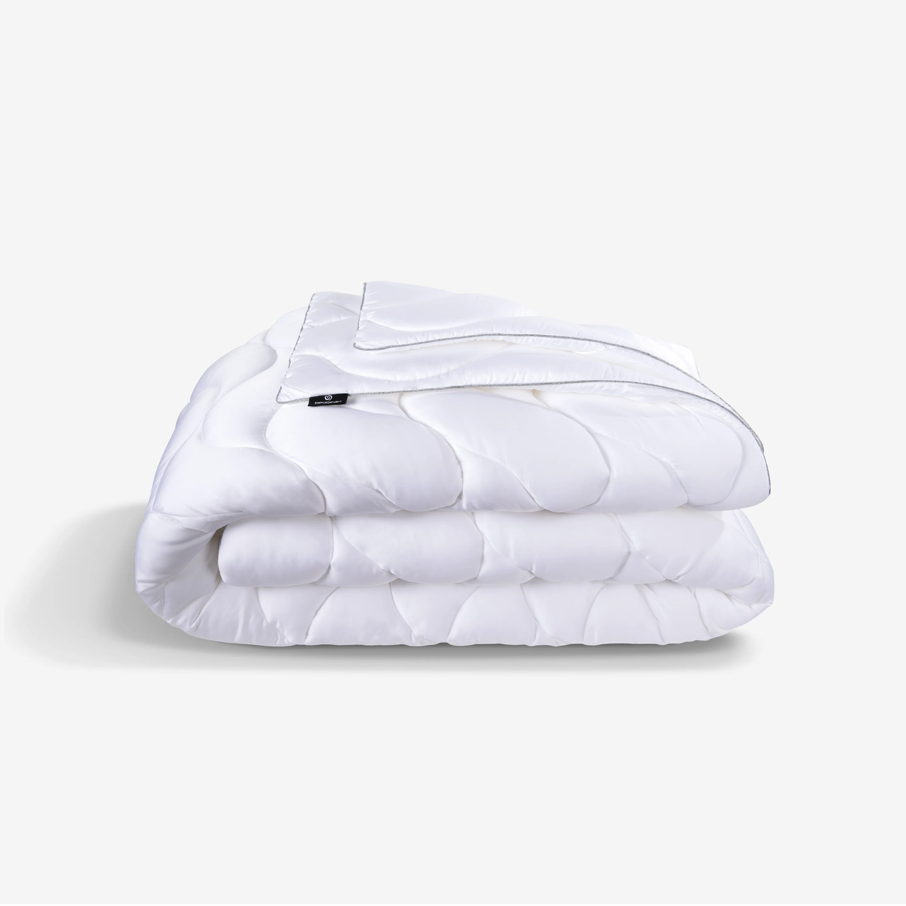 Smooth Performance® Comforter Convenient