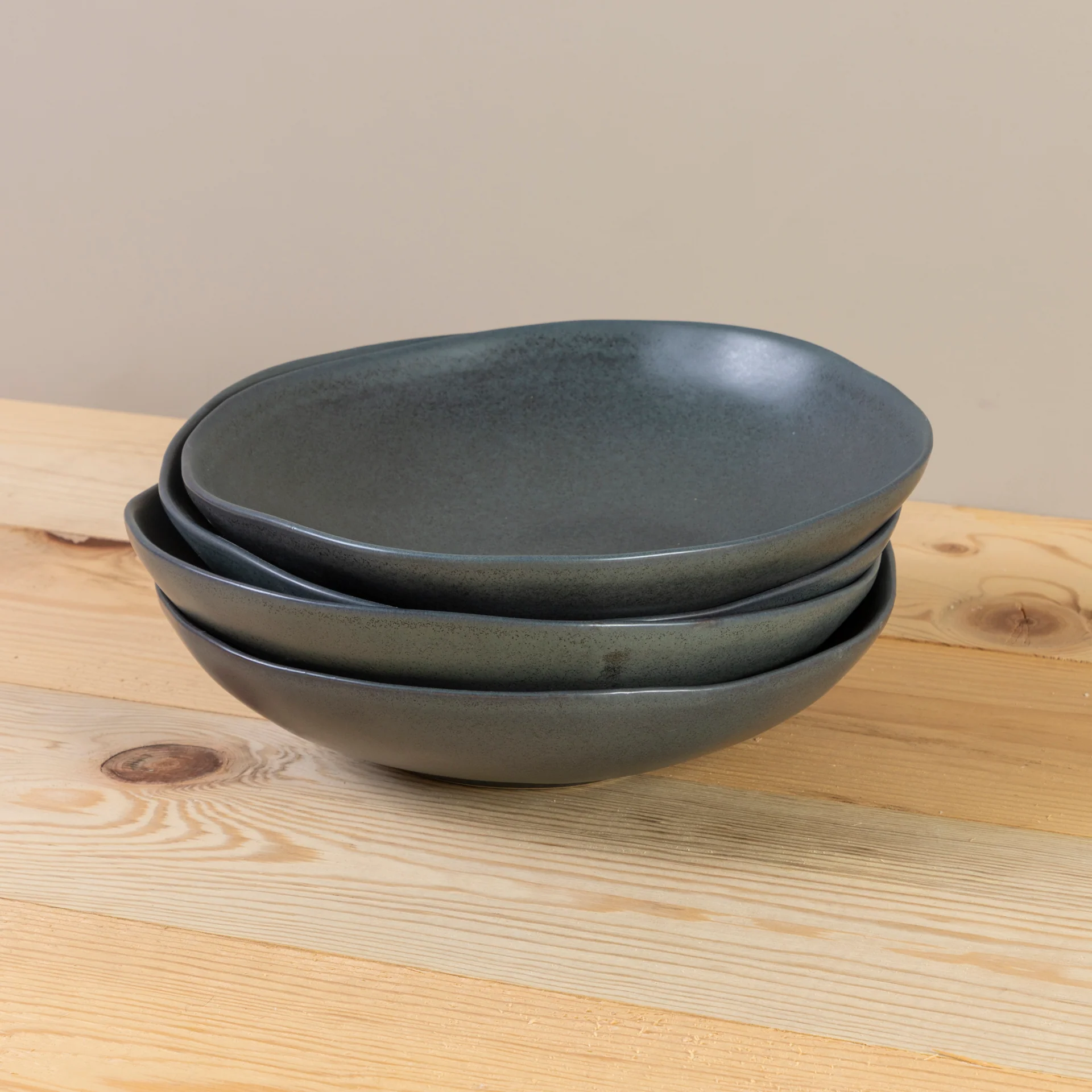Selected Livia Pasta Bowl Black Set of 6 Prestigious