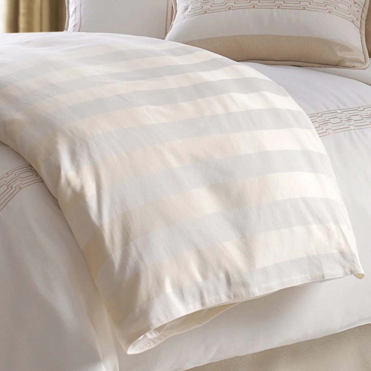 High-Quality Hollywood Cabana Stripe Duvet Cover Outstanding
