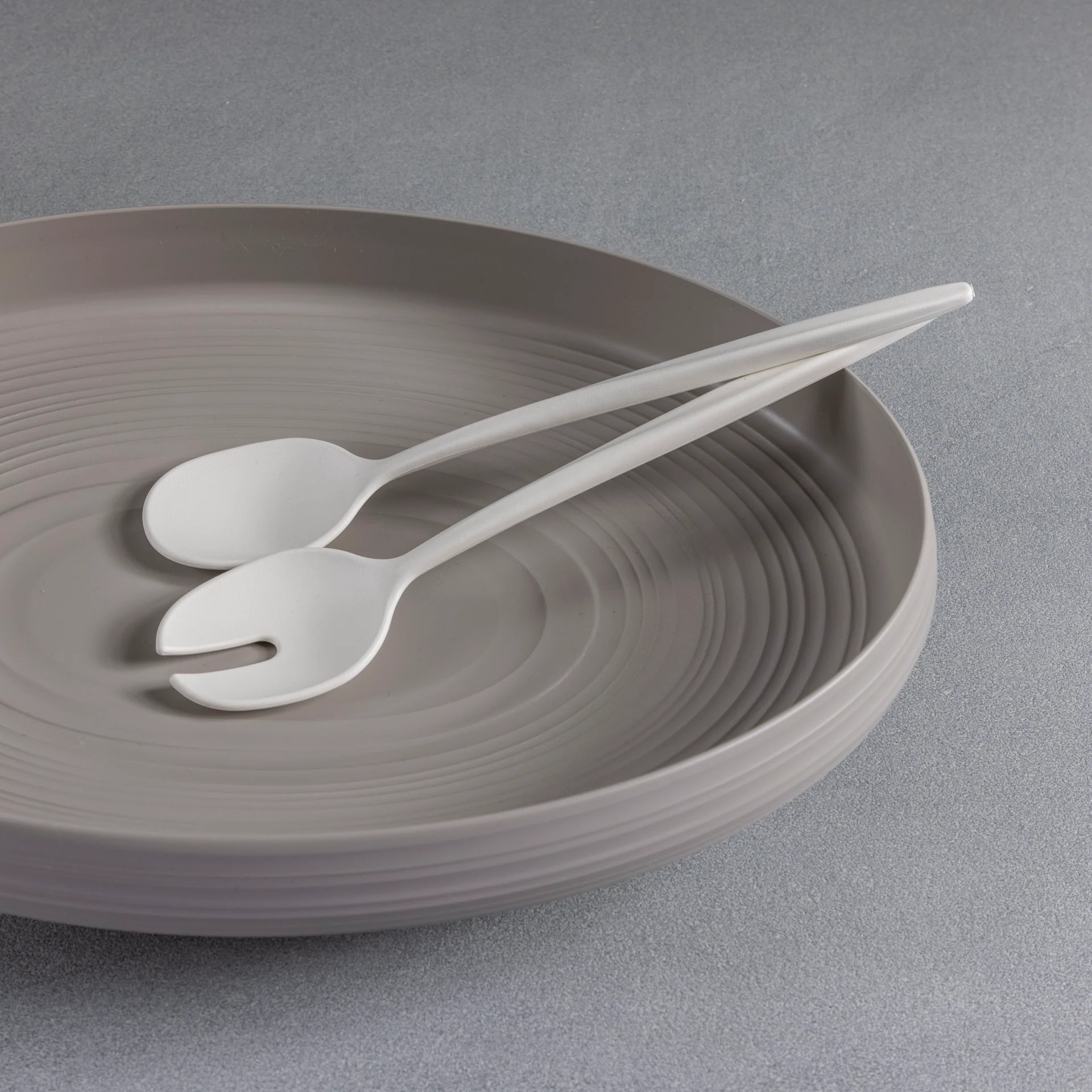 Contemporary Tierra Serving Set White Long-Lasting