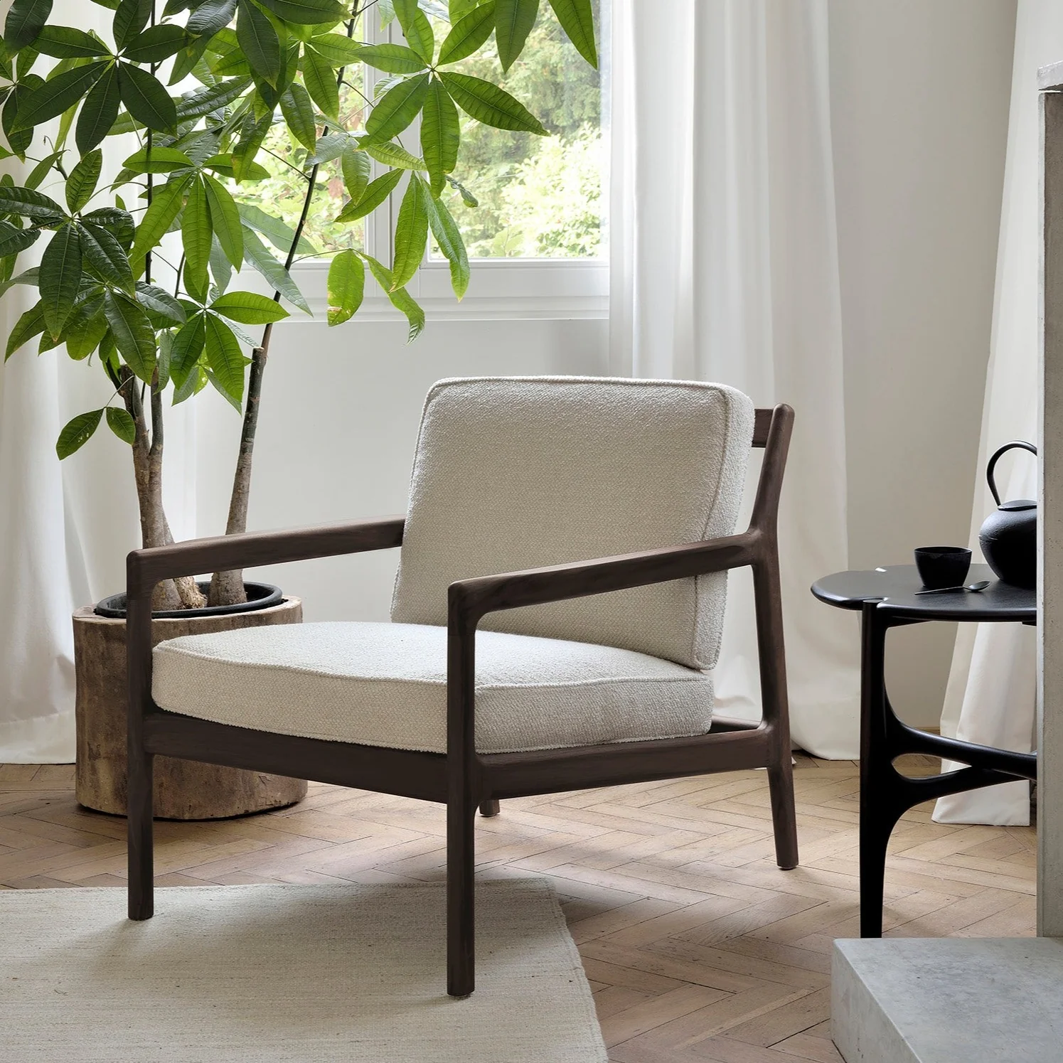 Selected Jack Lounge Chair Varnished Mahogany Dark Brown Ivory Fabric Responsible