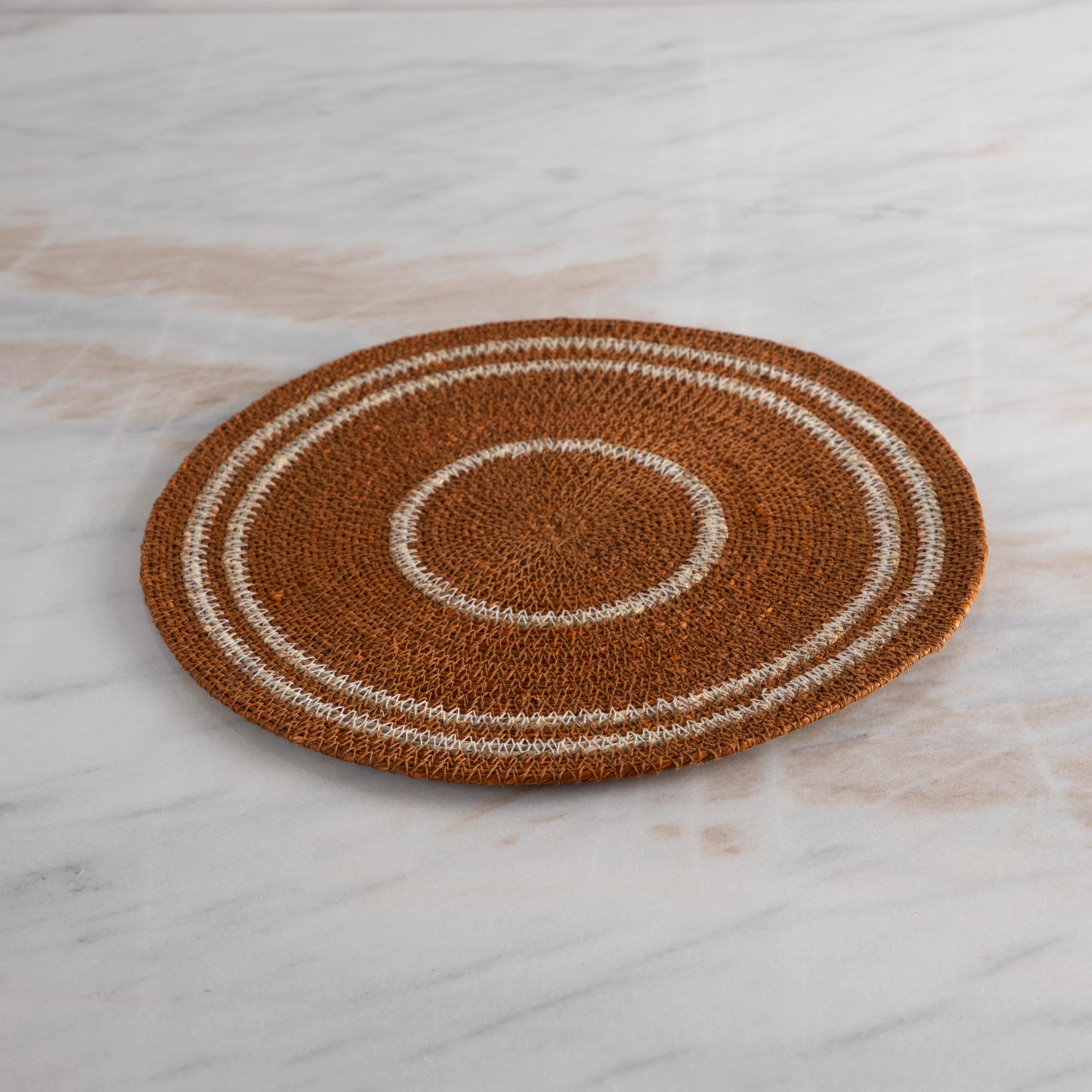 Smooth Hydra Placemat Rust Convenient