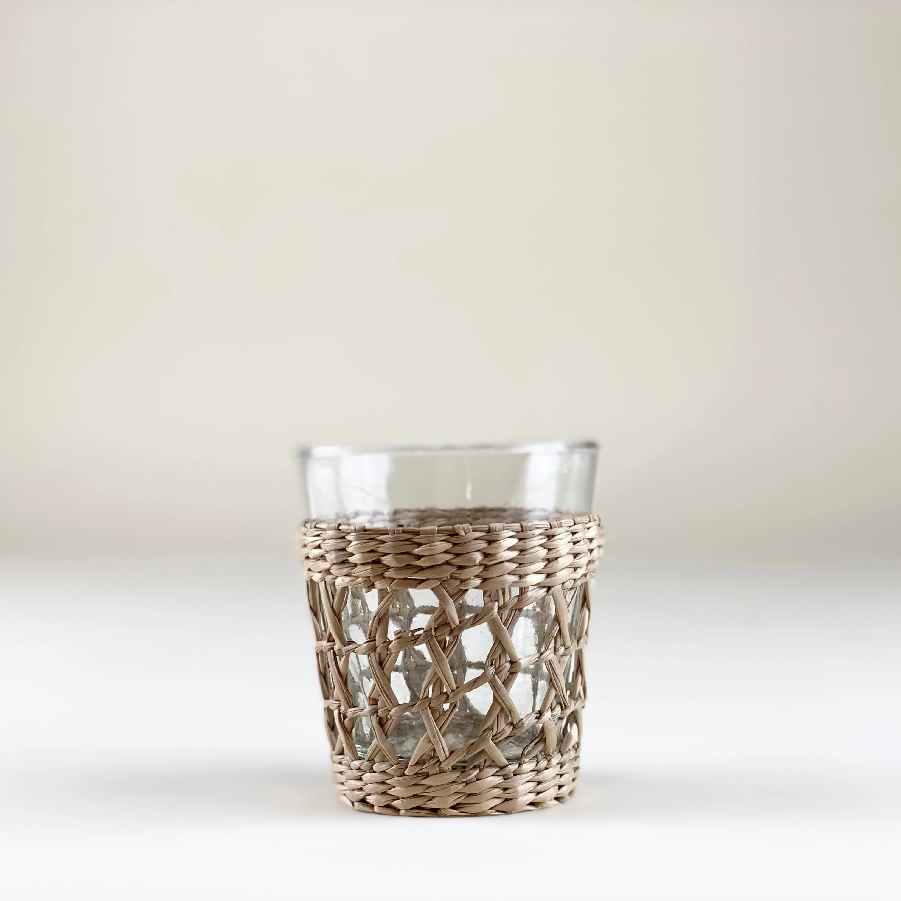Efficient Seagrass Small Tumbler Contemporary