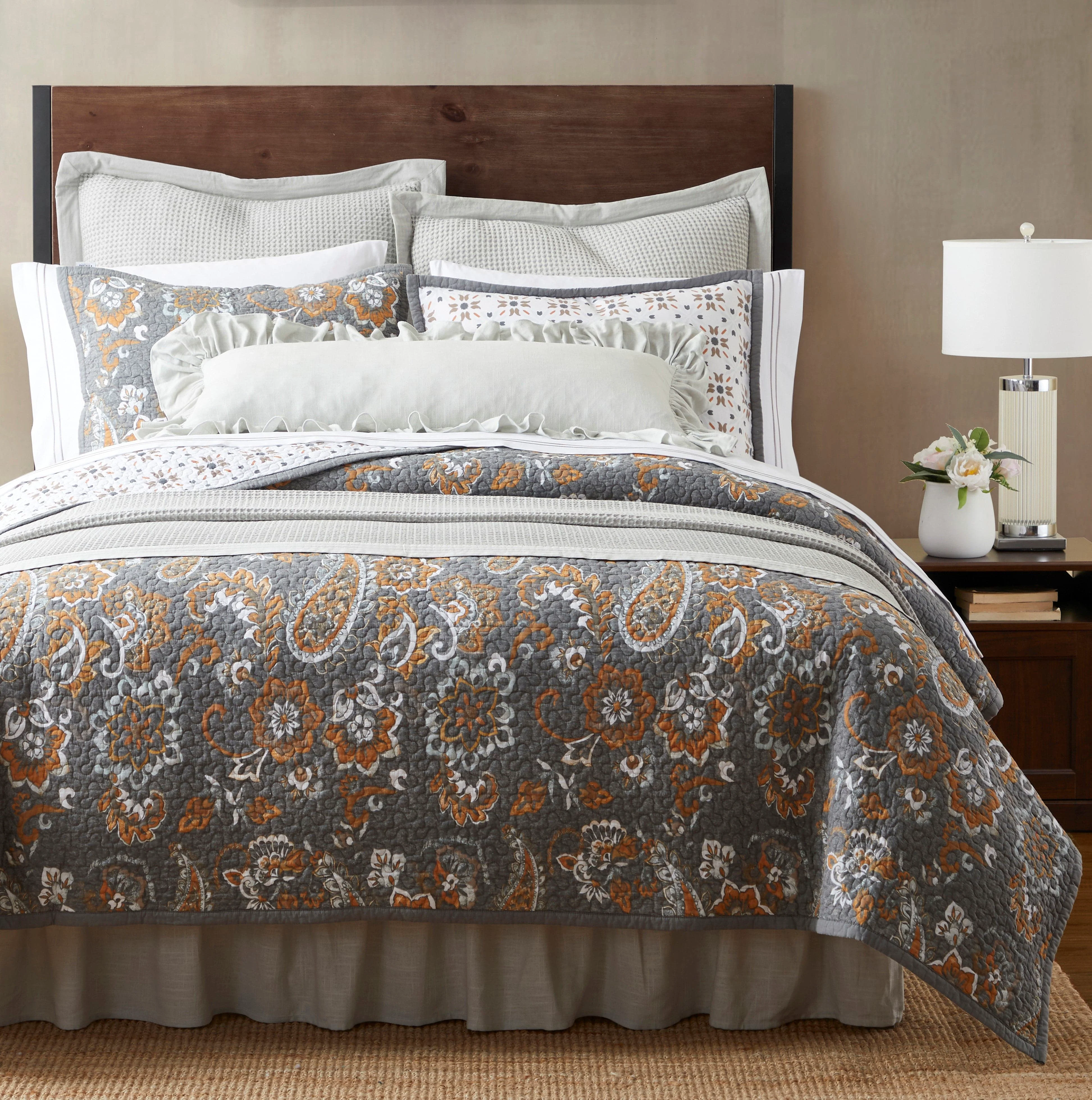 Sustainable Abbie Western Paisley Reversible Quilt Set 2 Pc Excellent