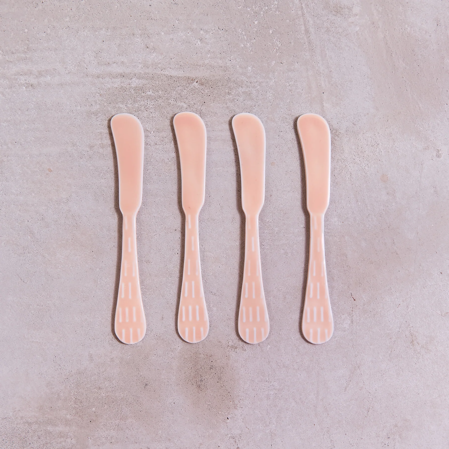 Genuine Nera Light Rose Spreaders Set of 4 Secure