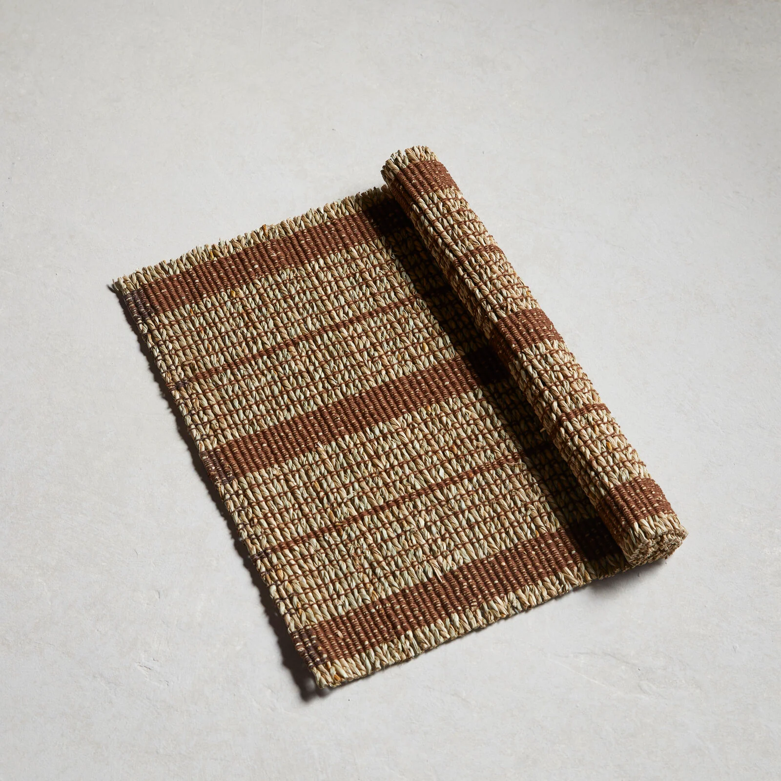 Comfortable Tavari Placemat Choco Authentic
