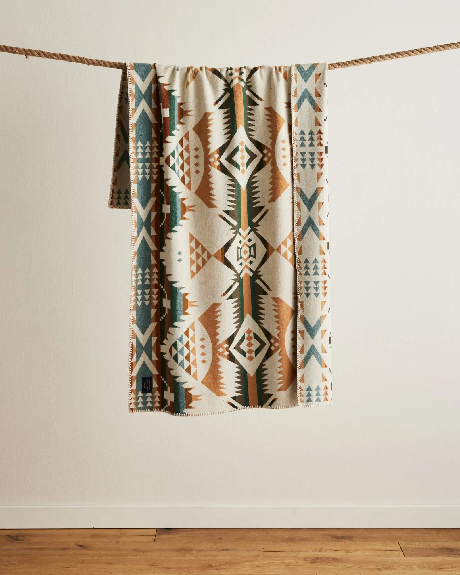 High-Quality Nehalem Natural Saddle Blanket Innovative
