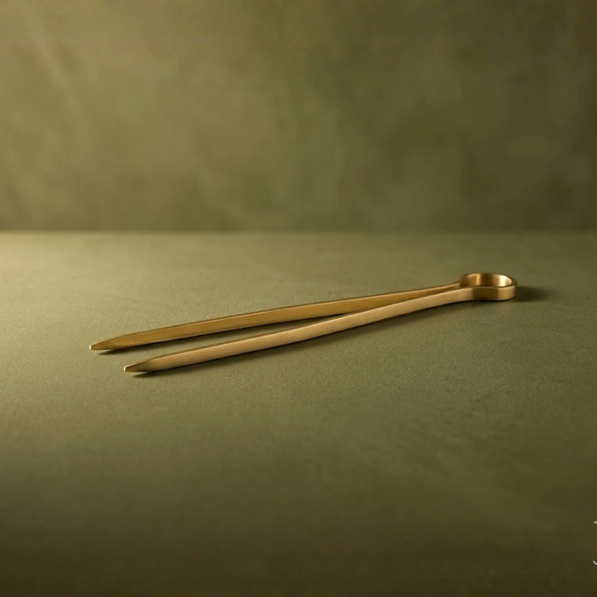 Stylish Hairpin Tong Small Luxury