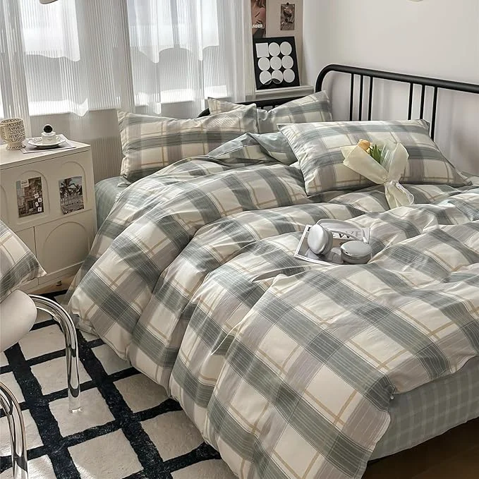 Soft Plaid Queen Comforter Set Geometric Plaid Grid Comforter Set Fluffy Microfiber Bedding Comforter Farmhouse Checkered Comforter Set for All Season 3 Piece Plaid Bedding Comforter Set Queen Size Set Traditional