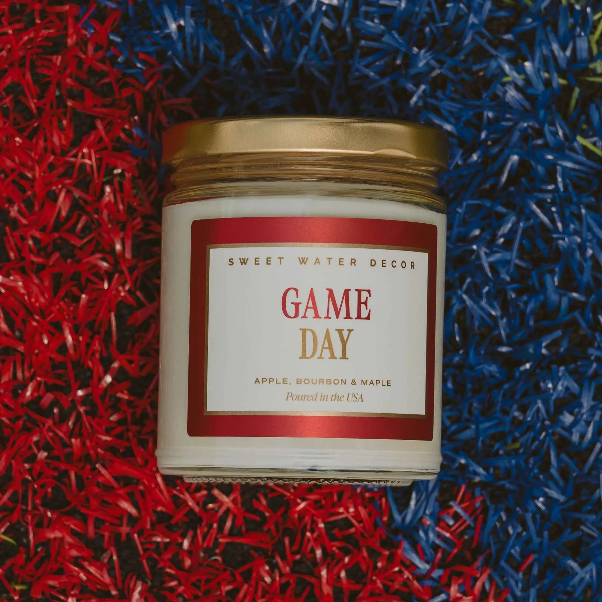 Artisan Game Day Red Soy Candle – Clear Jar – 9 oz Fine