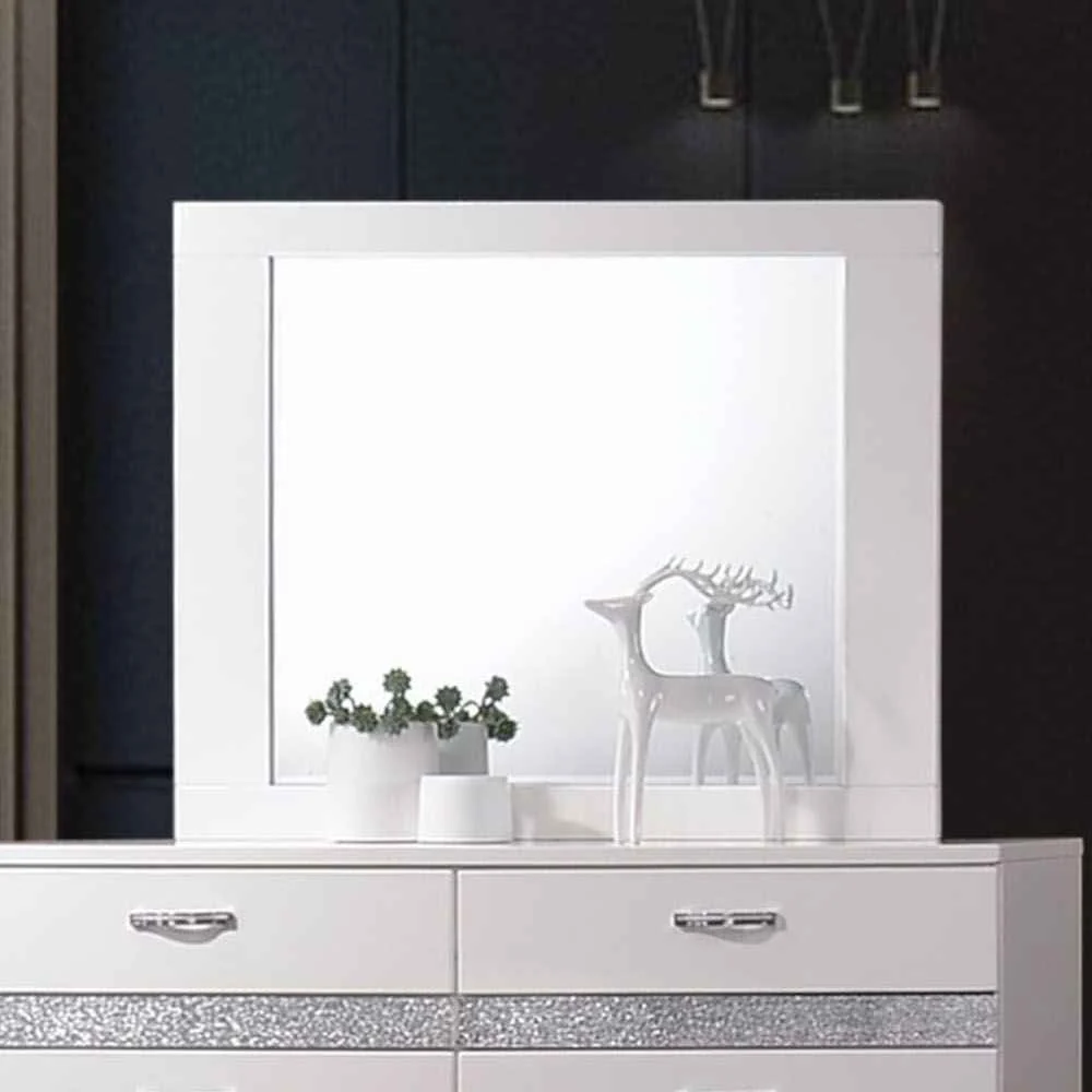 Healthy Naima II – Mirror – White High Gloss Easy-to-Use