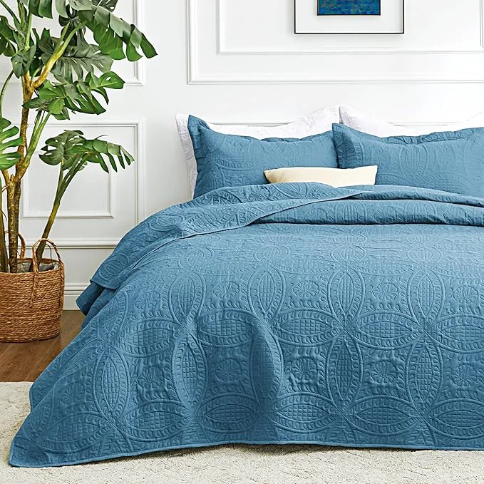 Crafted Love 39 s cabin King Size Quilt Bedding Set Misty Blue Bedspreads – Bed Lightweight Bedspread Comforter – Coin Pattern Bedding Coverlet for All Season – 3 Pieces 1 Quilt 2 Pillow Shams Optimized