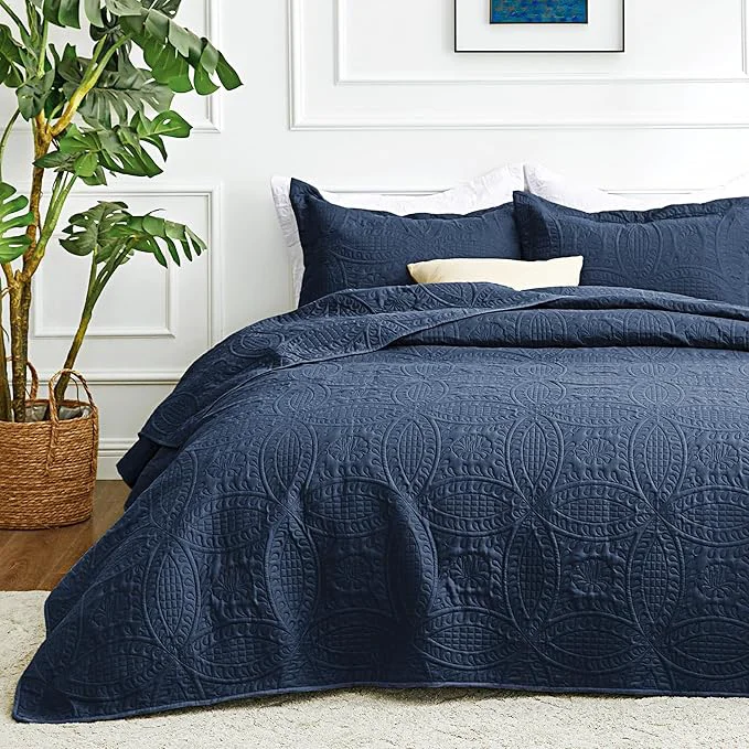 Elegant Love 39 s cabin California King Size Quilt Bedding Set Navy Bedspreads – Cal King Summer Lightweight Bedspread Comforter – Coin Pattern Coverlet for All Season – 3 Pieces 1 Quilt 2 Pillow Shams Innovative
