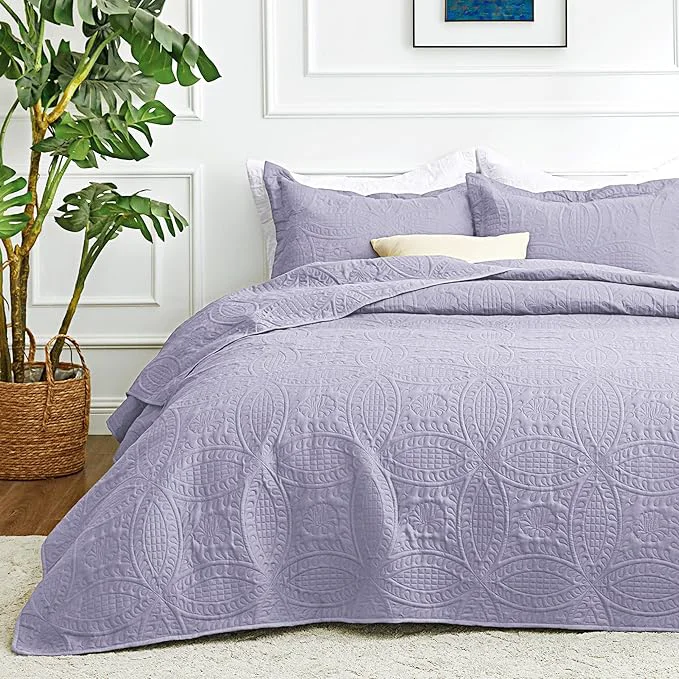 Advanced Love 39 s cabin Twin Quilt Set Lavender Bedspreads Bedding Set – Soft Bed Lightweight Bedspread Comforter – Modern Style Coin Pattern Coverlet for All Season – 2 Pieces 1 Quilt 1 Pillow Sham Casual