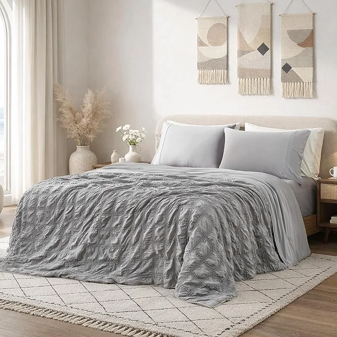 Authentic Cozy Bliss Cooling Comforter Seersucker Plaid Full Size Q-Max 0.45 Lightweight Cooling Blanket Breathable Silk Smooth Summer Bedding Quilt for Hot Sleepers Night Sweats Dark Grey Recyclable