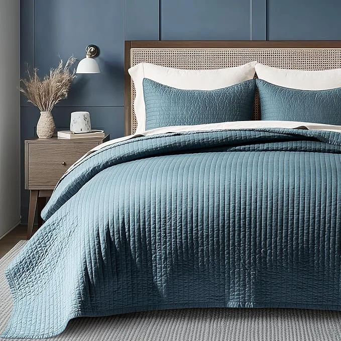 World-Class EVERGRACEHOME Cotton Sateen Quilt Set Queen Size Pre-Washed Cotton Channel Stitch Coverlet Bedspread 3 Pieces Lightweight Soft Bedding Sets for All Season with 2 Pillow Shams Sonoma Blue Breathable