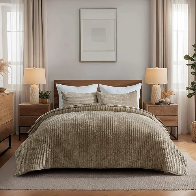 Fashionable EVERGRACE Velvet Quilt Set Queen Size Luxurious Soft Striped Channel Bedding Set Lightweight Velvet Comforter for All Season Oversized Bedspread Coverlet with 2 Matching Shams Sand Dune Premium Material