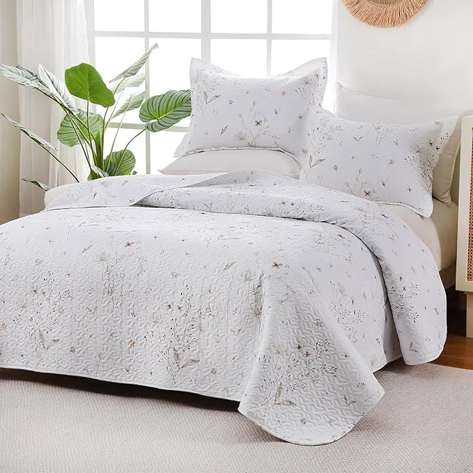 Prestigious King Size Quilt Bedding Set White Floral Bed Quilts Lightweight Reversible Farmhouse Bedspreads Quilted Coverlets with 2 Pillow Shams 104 quot ×90 quot Organic