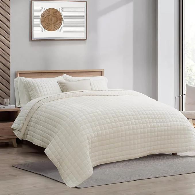 Next-Generation RECYCO Luxury Velvet Quilt Set Full Queen Size Lightweight Velvet Comforter Set Oversized Bedspread Coverlet Quilted Bedding Set with 2 Matching Pillow Shams for All Season Cream White Trendy