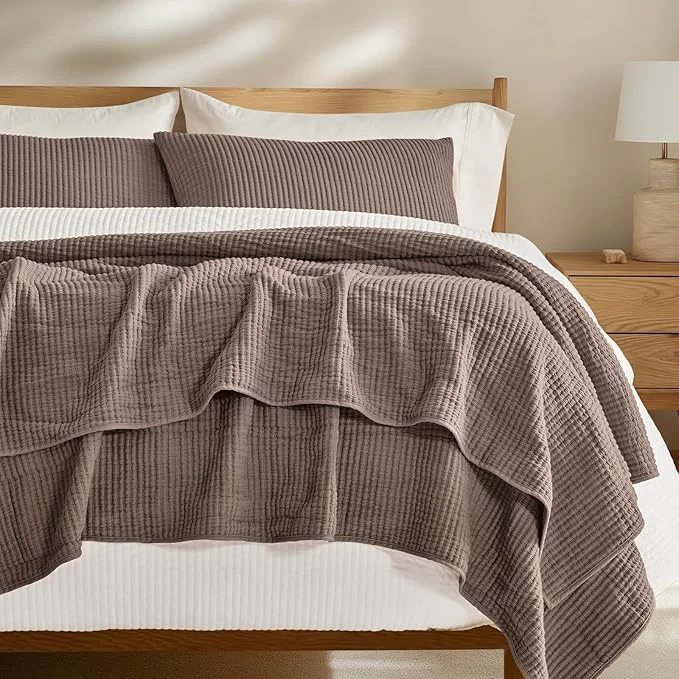 Green EVERGRACEHOME Cotton Coverlet Set King Size 3 Pieces Lightweight Soft Ribbed Matelassé Bedspread Quilt Set Cozy Oversized Quilted Bedding Set with 2 Pillow Shams for All Seasons Mocha Brown Casual