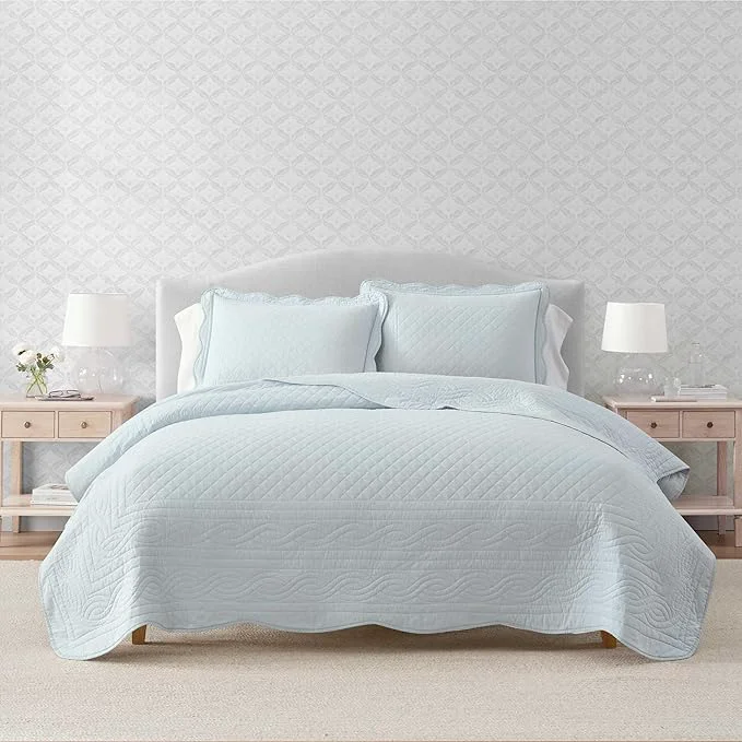 Selected Martha Stewart – King Size Quilt Set Soft amp Breathable Cotton Percale Quilted Bedding with Matching Pillowcases Scalloped Edge Bed Set Vintage Scallop Blue Flexible